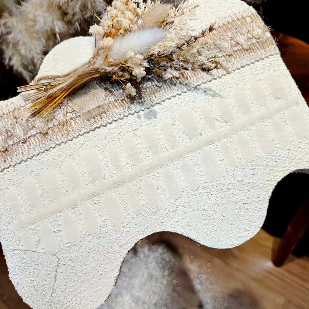 Modre umetne nohte z mačjim očesom in roza kristali